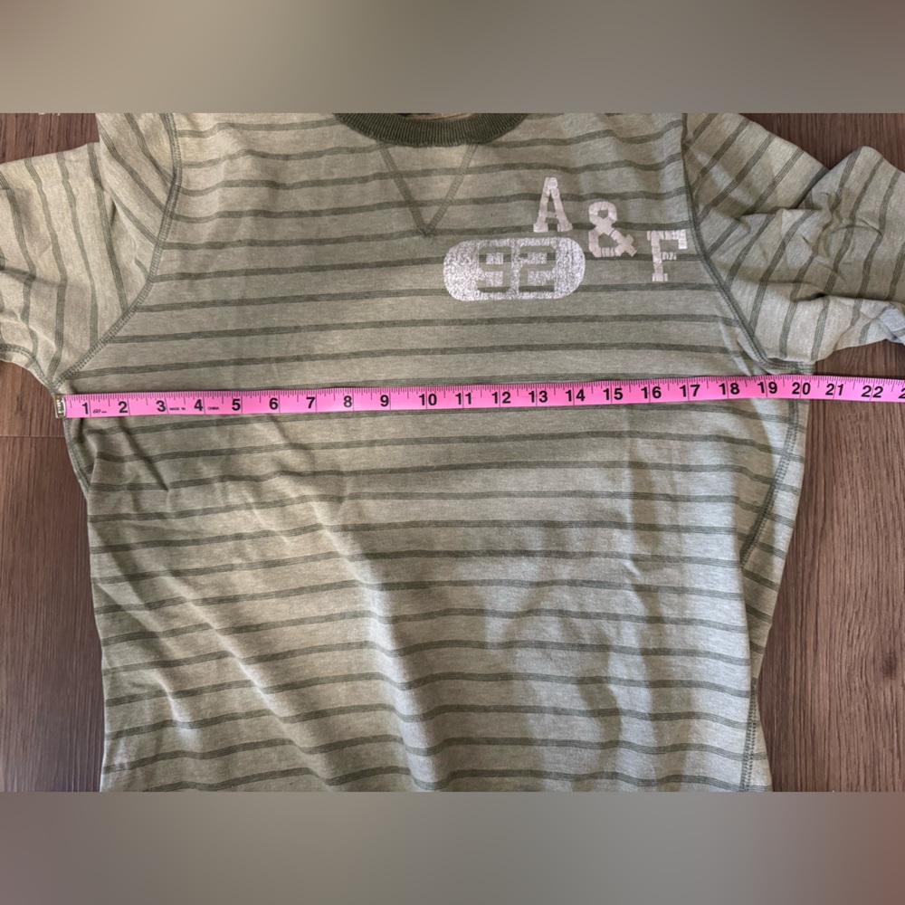 Abercrombie & Fitch Olive Striped Crewneck Sweater - Picture 3 of 4